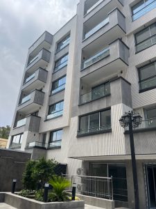 هندریل شیشهای مدرن برای ساختمان