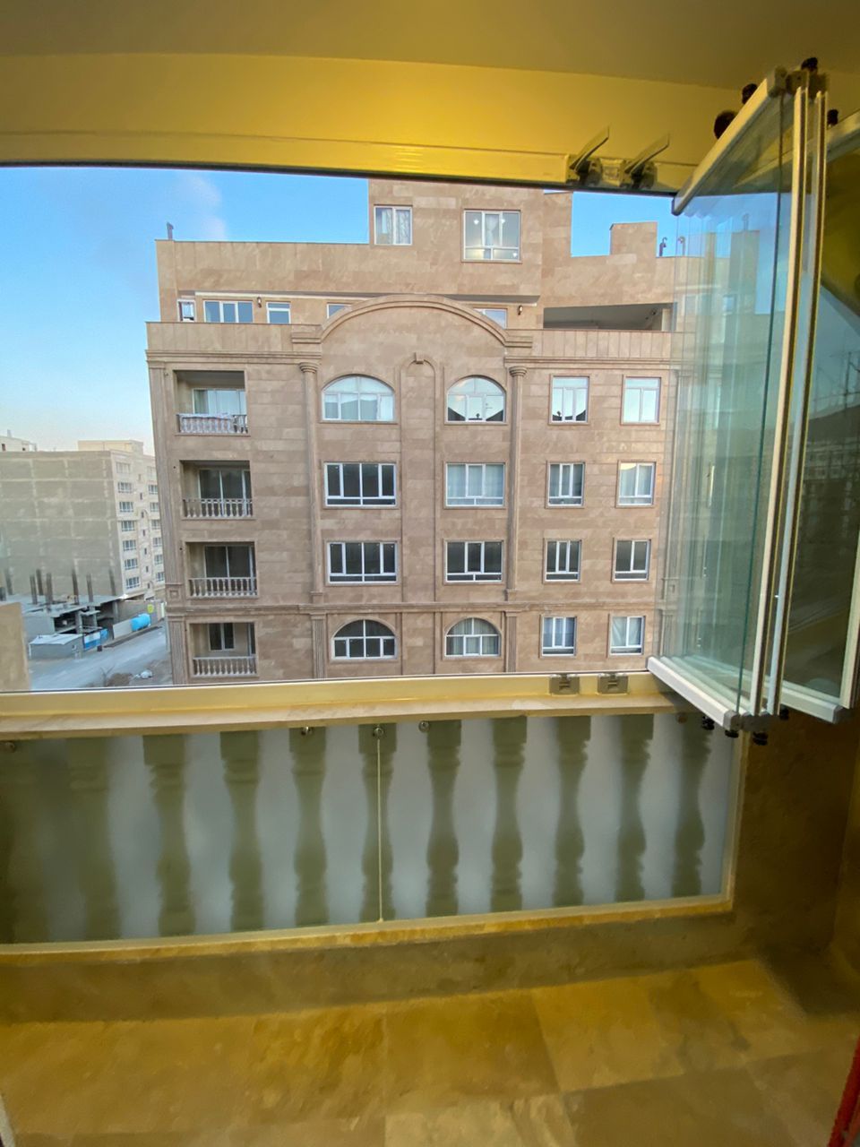 اجرای تخصصی کرتین وال آلومینیومی ساختمان